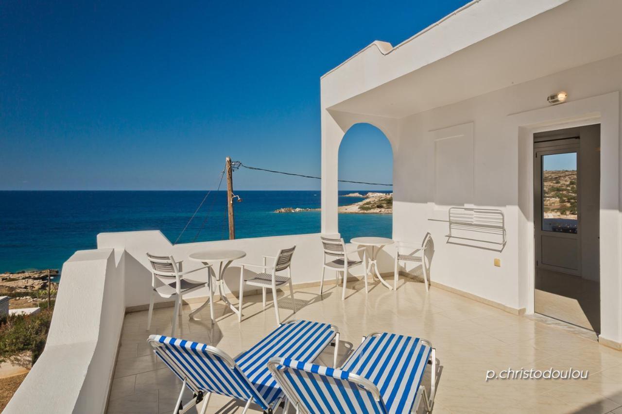 Albatros Studios & Apartments Lefkos  Exteriör bild