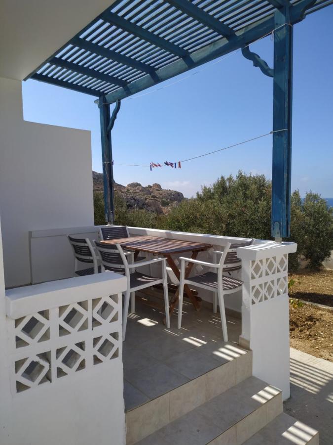 Albatros Studios & Apartments Lefkos  Exteriör bild